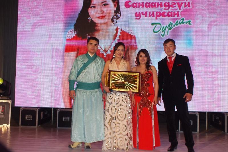 Өвөрхангайчууд Д.Намсрайноровт нугасгүй